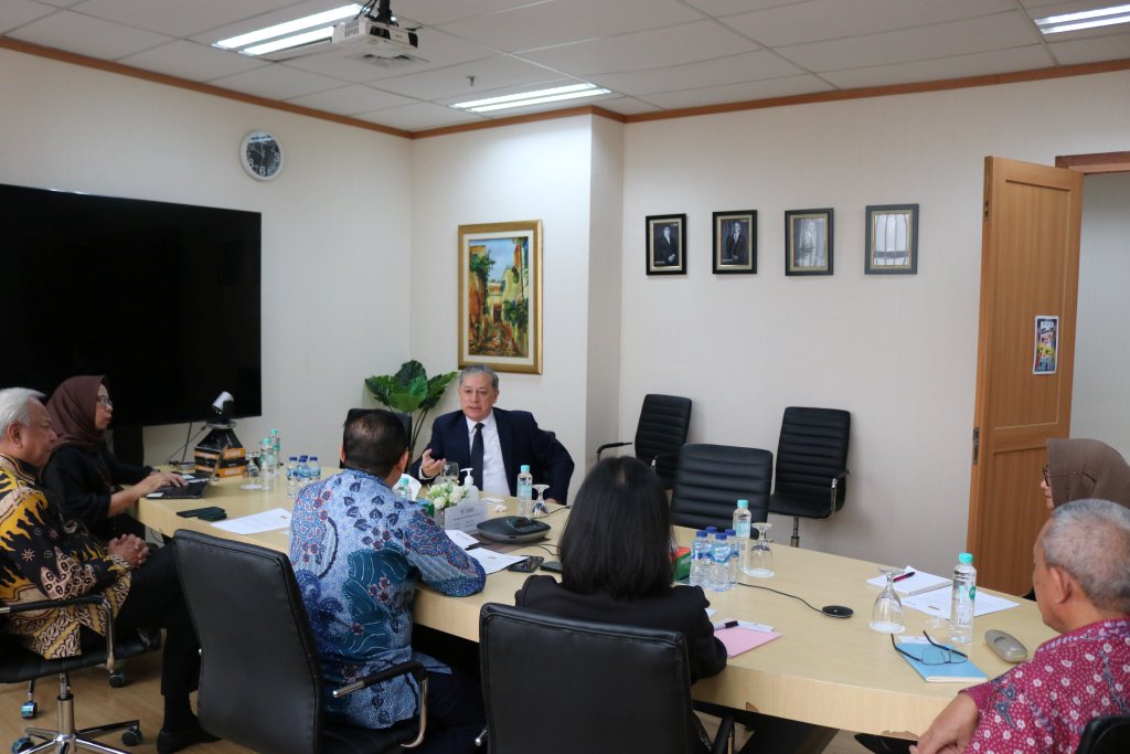 The Visit of the Ambassador of Ecuador to Indonesia CPOPC.net